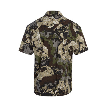 The backside of a camo button up shirt